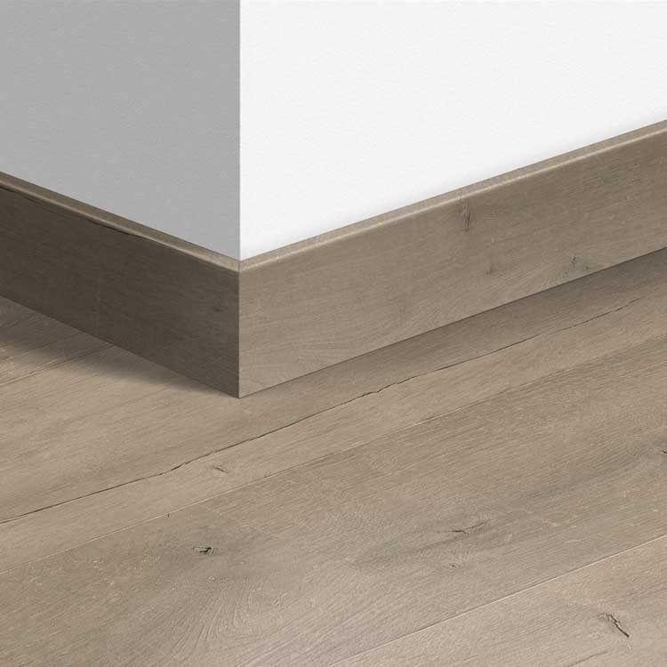 Plinthe parquet Quick-Step 14 x 77 x 2400 mm Chêne patiné brun
