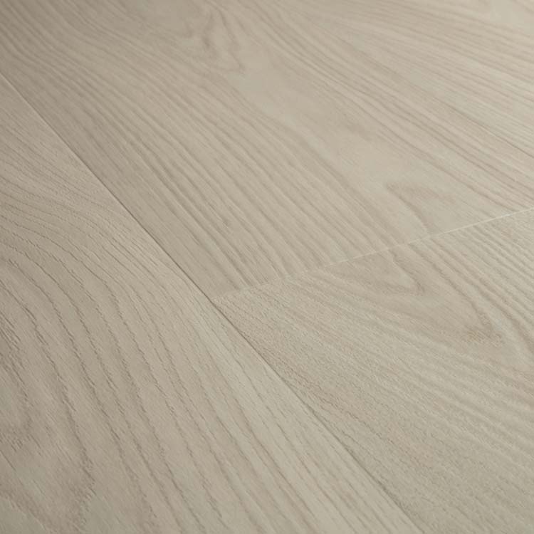 Vinyle Quick-step alpha vinyl small planks 4 plus 1mm chêne chia