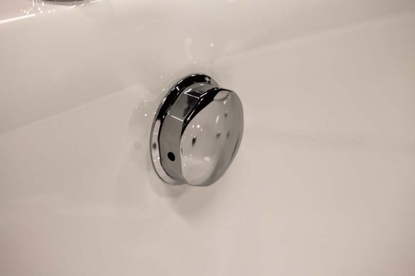 Baignoire d'angle Oliver blanc mat avec hydromassage 150x150cm