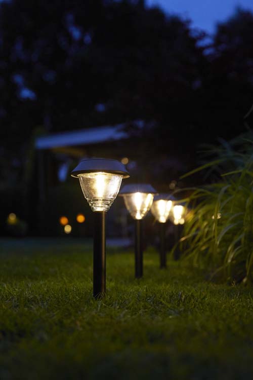 Solar lanterne avec pointe Garda anthracite 5 lumen Solar lanterne avec pointe Garda anthracite 5 lumen