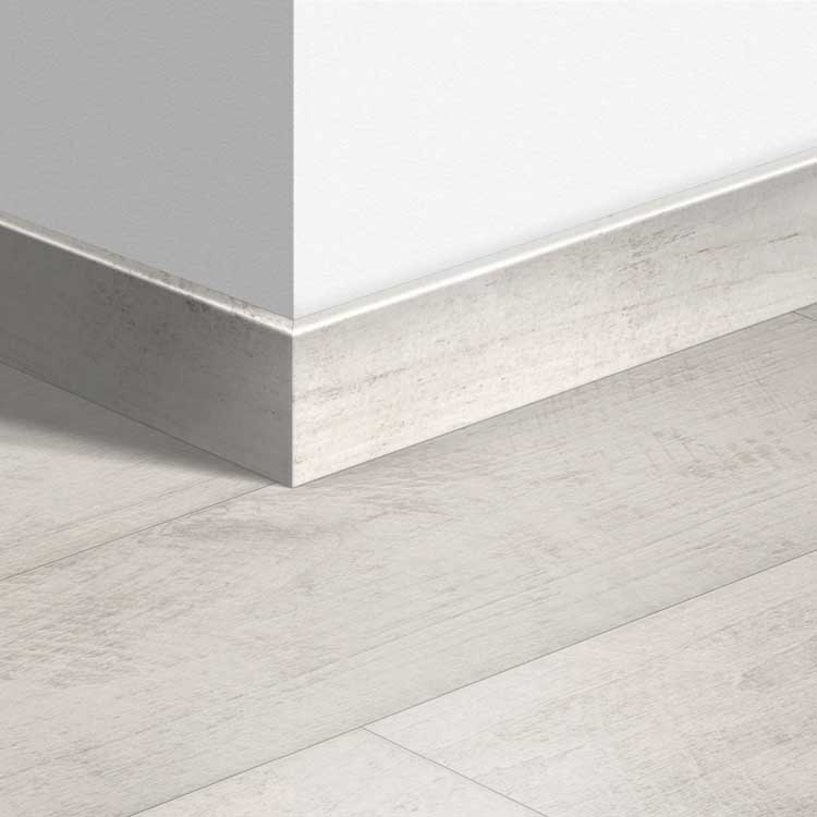 Plinthe parquet Quick-Step 14 x 77 x 2400 mm Teck blanc blanchi
