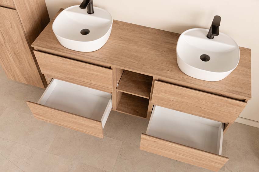 Meuble de salle de bains Bella chêne suspendu avec double vasque à poser blanc avec trou pour robinet 150cm