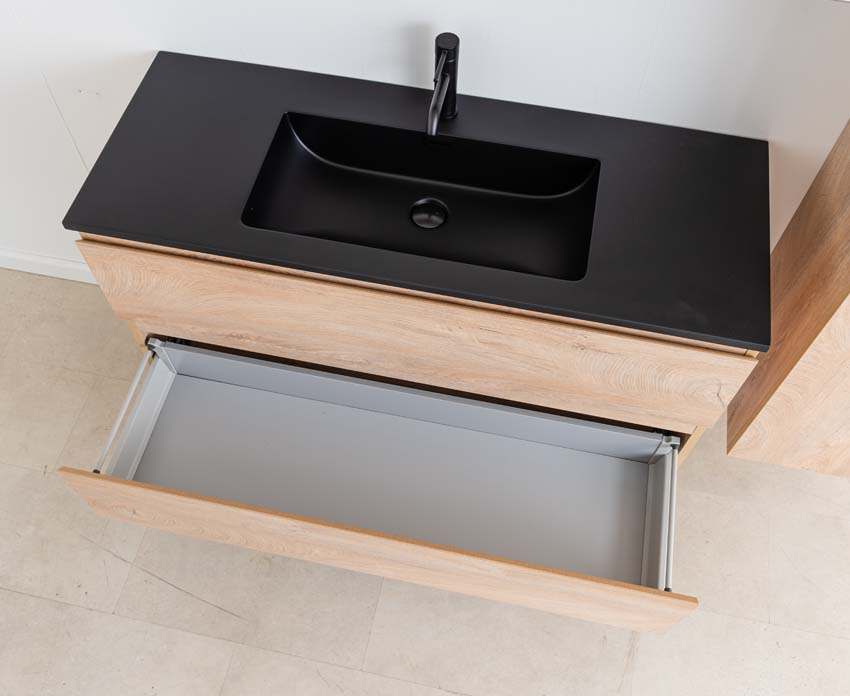 Meuble de salle de bain Tibo en chêne méditerranéen avec lavabo simple noir mat 120cm