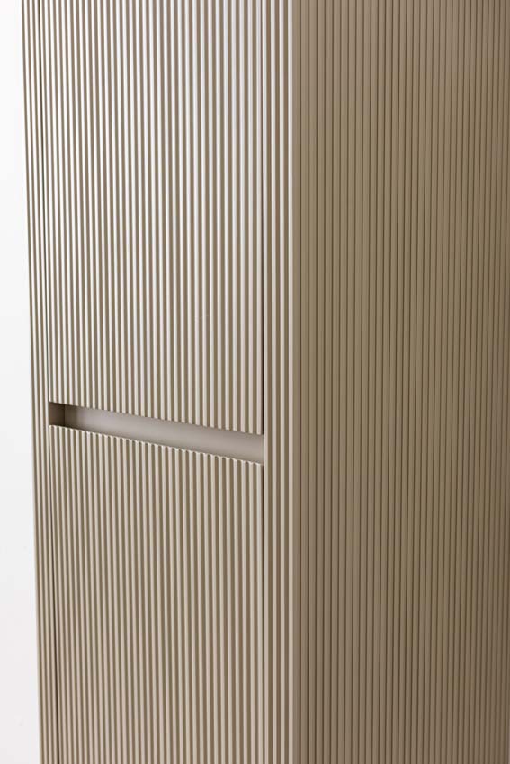 Kolomkast Amelia rookgrijs hangend 170x40x35cm