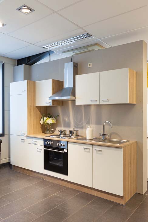 Cuisine 270cm - budget blanc - avec apareilles