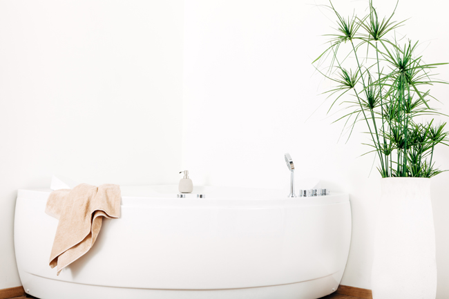 Baignoire d'angle Oliver avec whirlpool