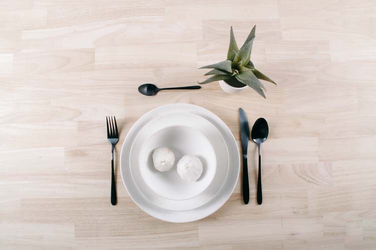 Ménagère noir mat 24 pcs