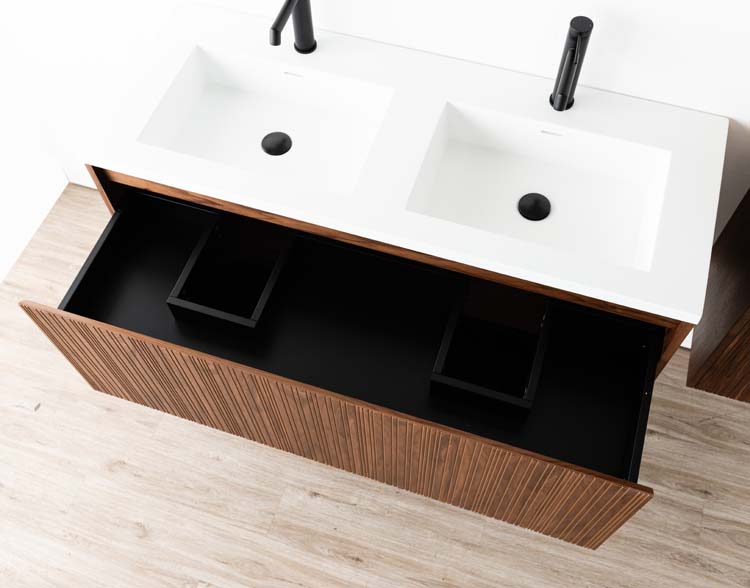 Badkamermeubel Warren walnoot hangend met dubbele wastafel mat wit 120cm