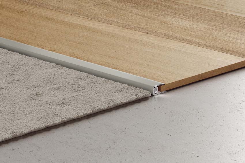 Profil de finition Quick-Step argent 200x2,1x1cm