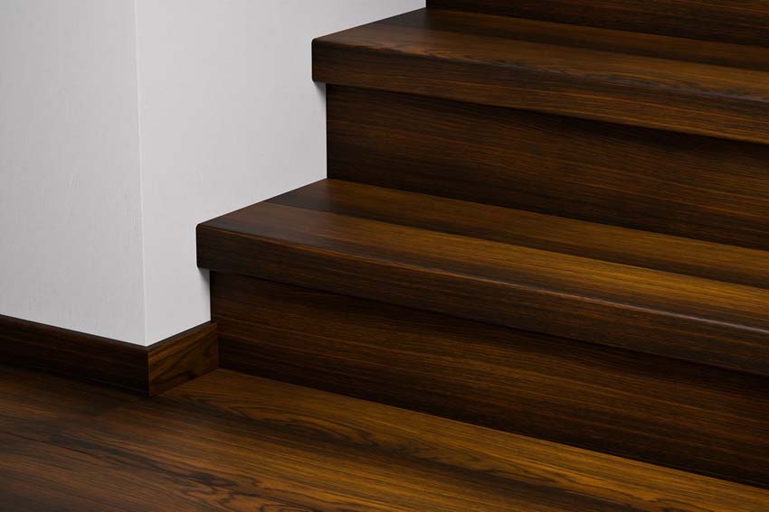 Couvre-marche Quick-Step chêne fumé 134,1x12x5,9cm