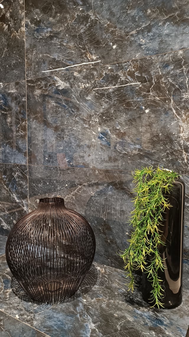 Carrelage Lux navy blue high gloss 60 x 120 cm Carrelage Lux navy blue high gloss 60 x 120 cm