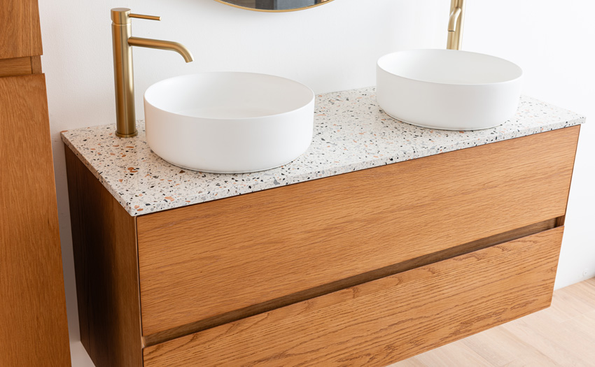 Badkamermeubel Fior eik hangend met dubbel topblad terrazzo 120cm