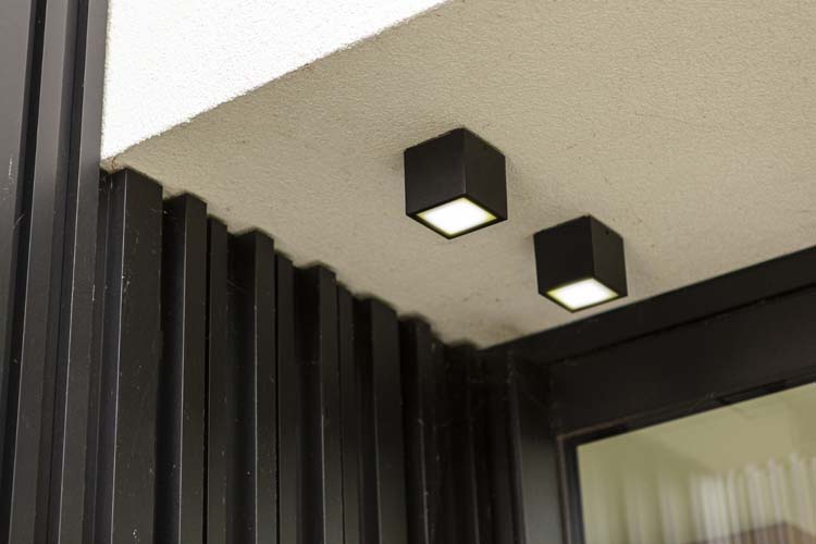 Eclairage extérieur plafonnier led gris foncé 750 lumen
