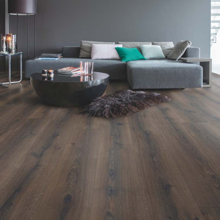 Échantillon Quick-Step Majestic Chêne désert marron foncé brossé