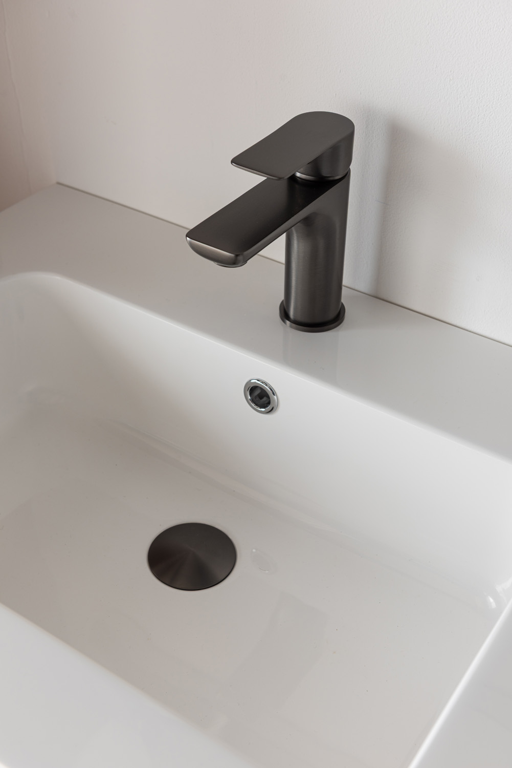 Meuble de salle de bains Tarik chêne Nordic suspendu avec double vasque blanc brillant 120cm
