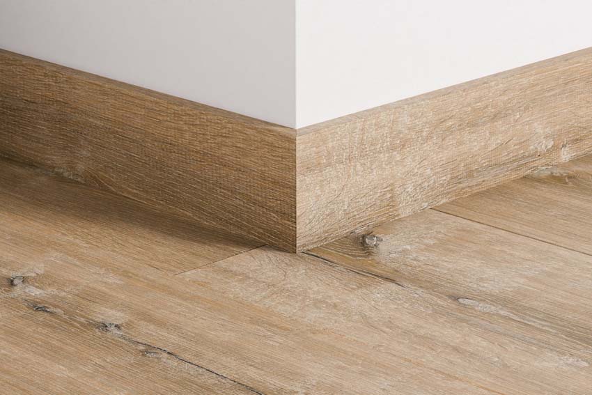 Plinthe de parquet Quick-Step chêne seigle 240x1,4x7,7cm