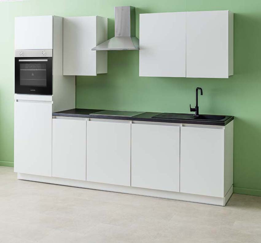 Cuisine Plenti blanc 280 cm - plaque de cuisson vitrocéramique et hotte murale en inox - avec appareils