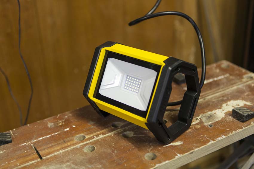 projecteur de chantier Elio -noir - dimmable - 24W - 5000K - IP54