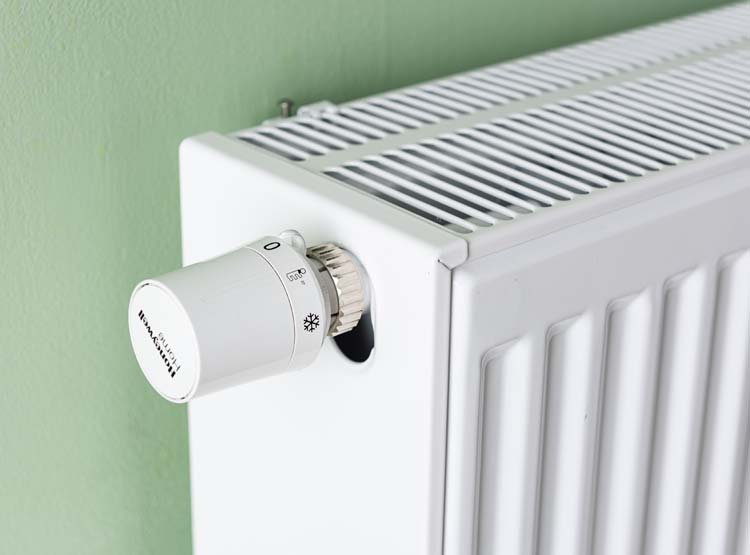 Radiator type 33 8-aansluiting 90 x 70 cm 2257 watt