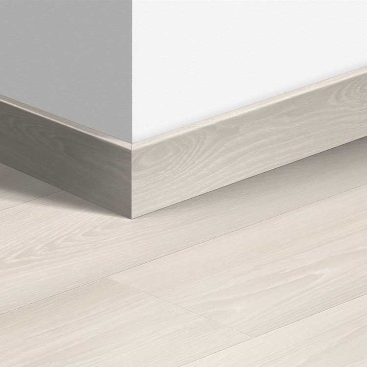 Plinthe parquet Quick-Step 14 x 77 x 2400 mm Chêne blanc premium
