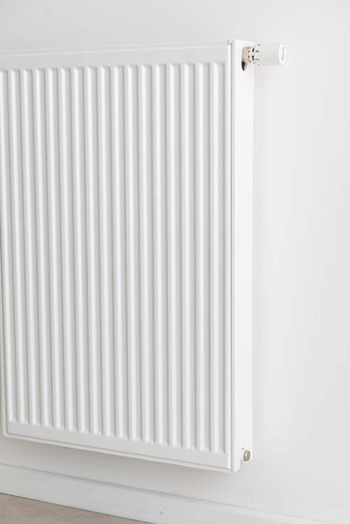 Radiator type 22 8-aansluiting 90 x 60 cm 1480 watt
