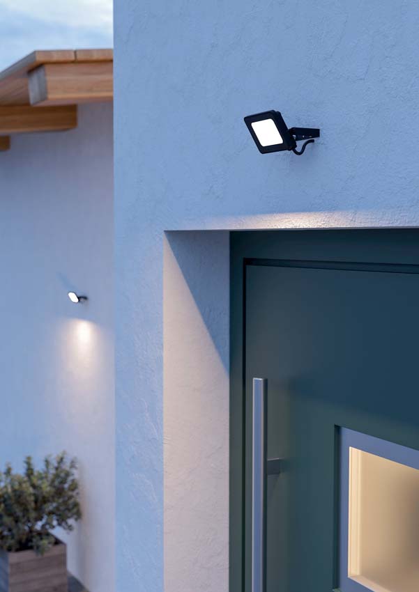 Straler LED - Zwart - 115x80x25mm - LED - 1x20W - 4000K - IP65