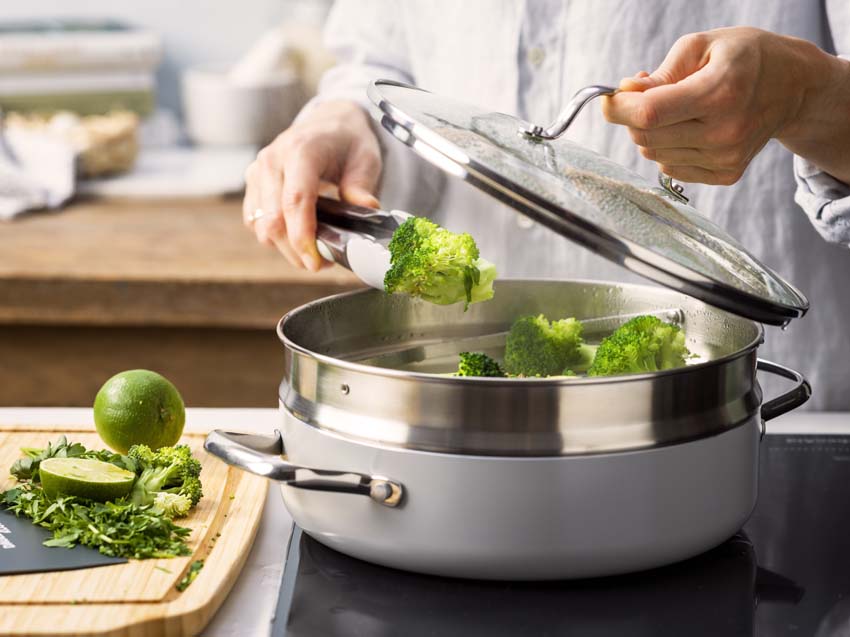 Stoofpan met deksel Dagelijkse Kost Proline PFAS-vrij zilver Ø26cm stoominzet
