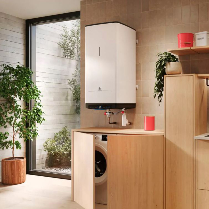 Boiler Ariston Quadris droge weerstand 150L 2400W wifi