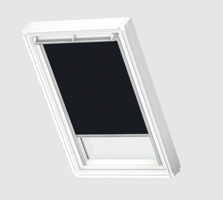 Store enrouleur Velux occultant à commande manuelle noir UK08 3009S