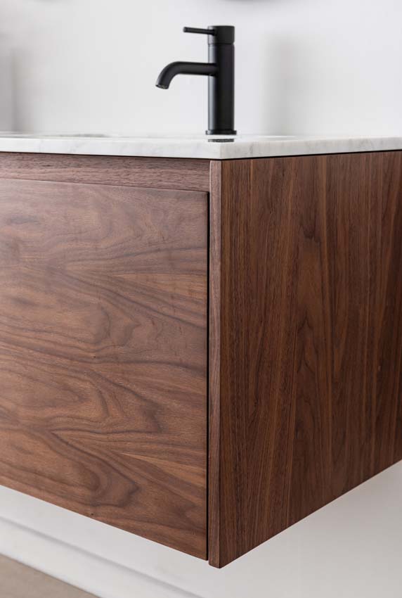 Meuble de salle de bains Falco noyer suspendu avec lavabo double effet marbre carrara 120cm