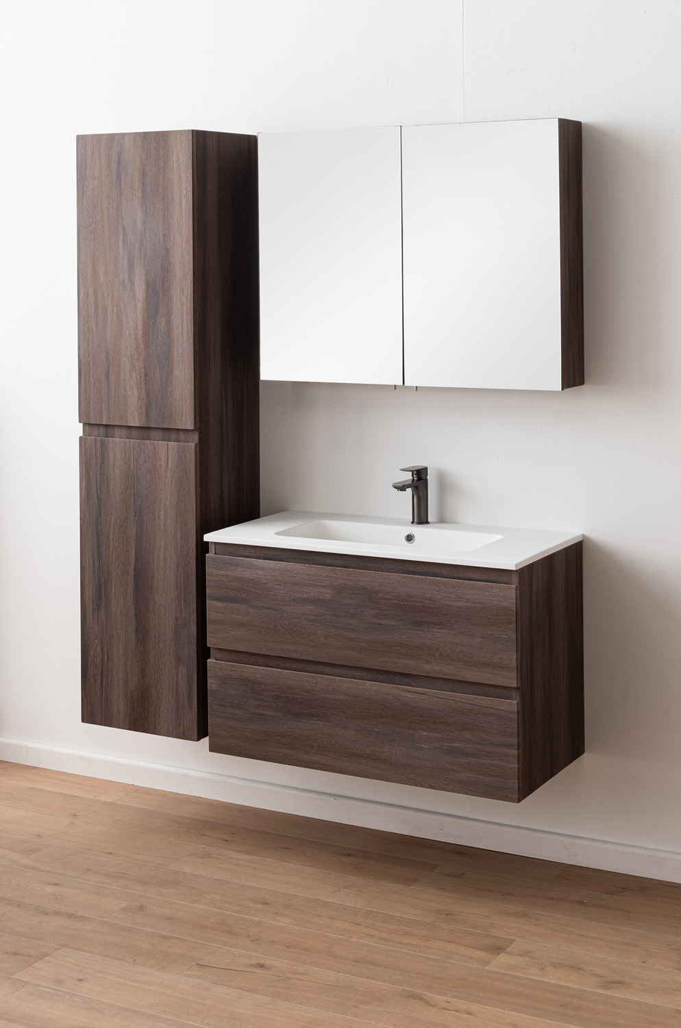 Badkamermeubel Tarik amber eik hangend met enkele wastafel mat wit 90cm