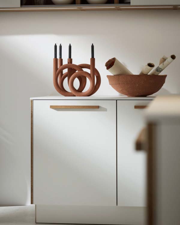 Keuken op maat - wit en houtlook accent