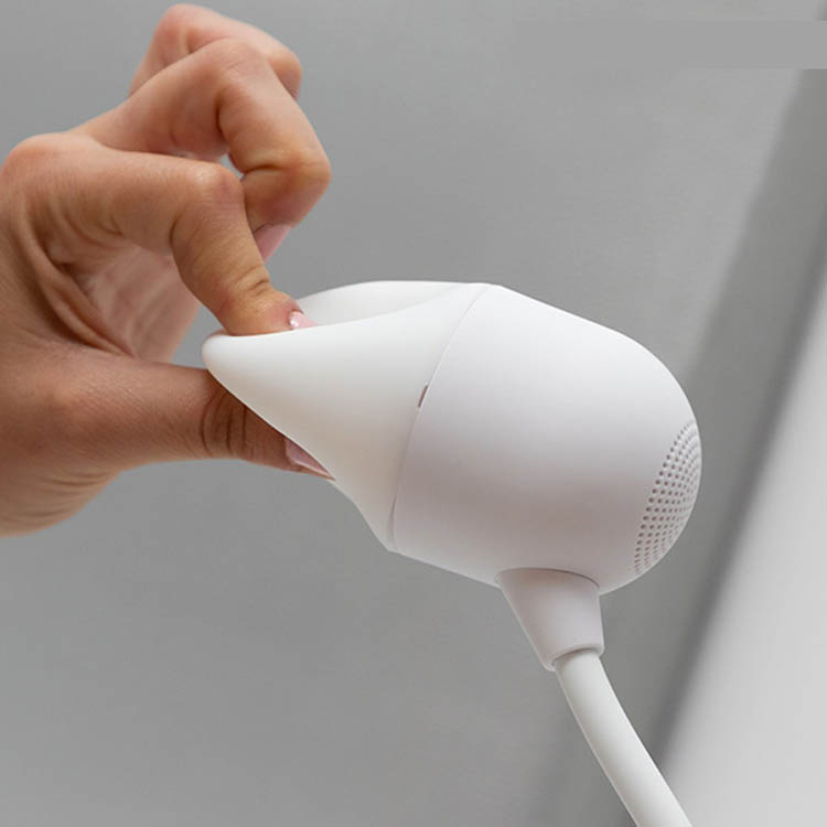 LED lamp met luidspreker en draadloze oplader gsm