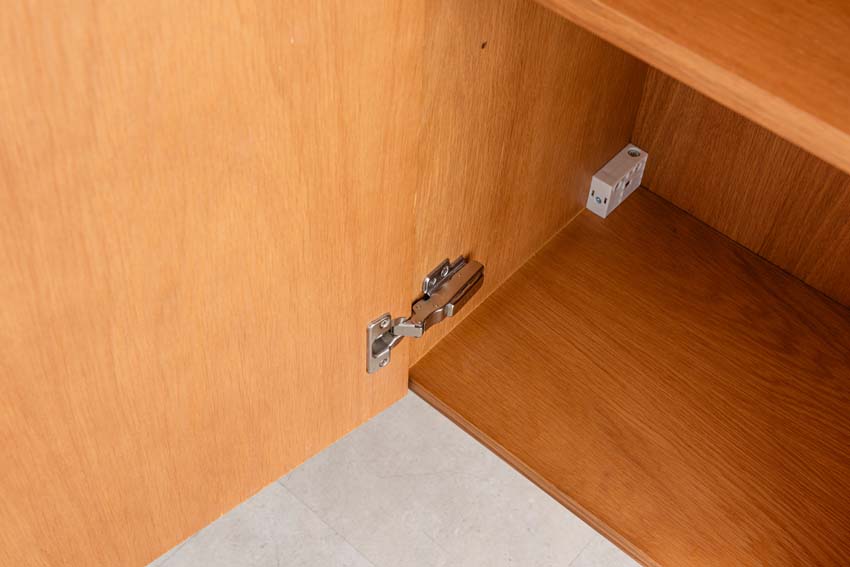 Kolomkast Fior eik hangend 170x40x35cm