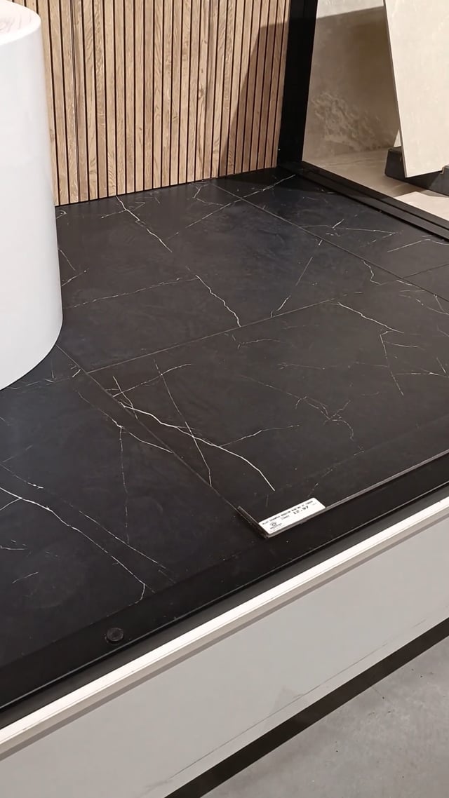 Tegel Casanova Marquina nero mat rt 80 x 80 cm