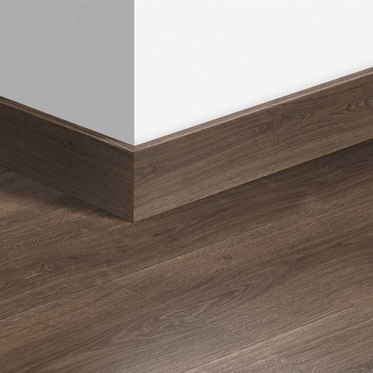 Parketplint Quick-Step 14 x 77 x 2400 mm Geborstelde eik bruin