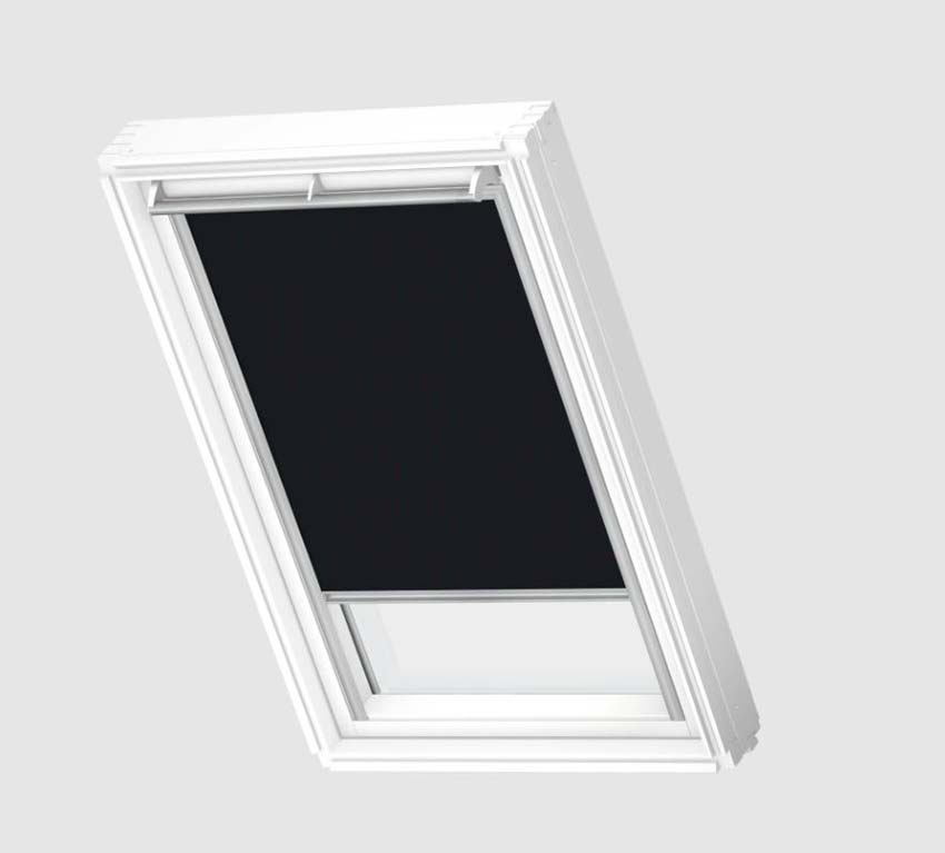 Store enrouleur Velux occultant à commande manuelle noir MK06 3009S