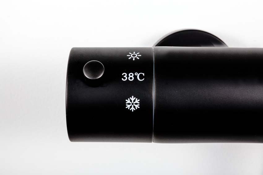 Doucheset Hurricane thermostatisch met cooltouch zwart