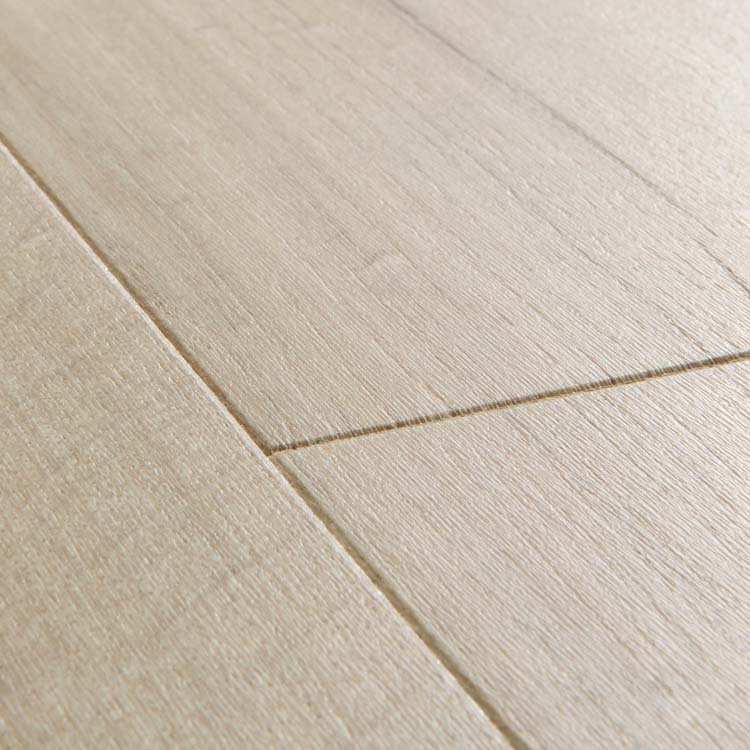 Stratifié Quick-Step Impressive Ultra 12mm chêne doux clair 138x19cm