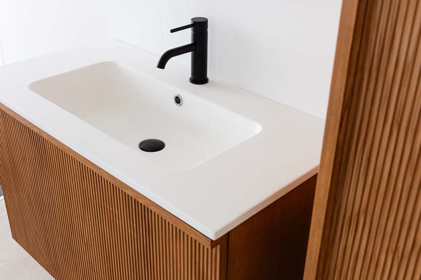 Badkamermeubel Fae eik hangend met enkele wastafel mat wit 90cm