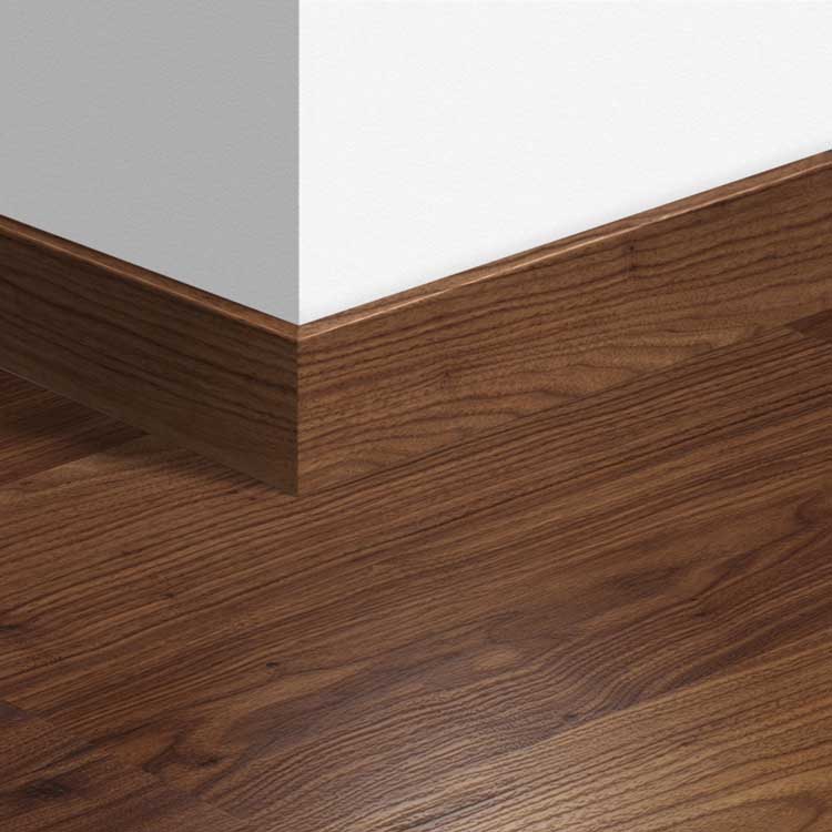 Parketplint Quick-Step 14 x 77 x 2400 mm Notelaar geolied
