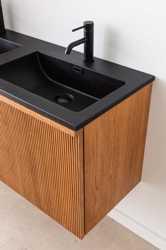 Badkamermeubel Fae eik hangend met dubbele wastafel mat zwart 120cm