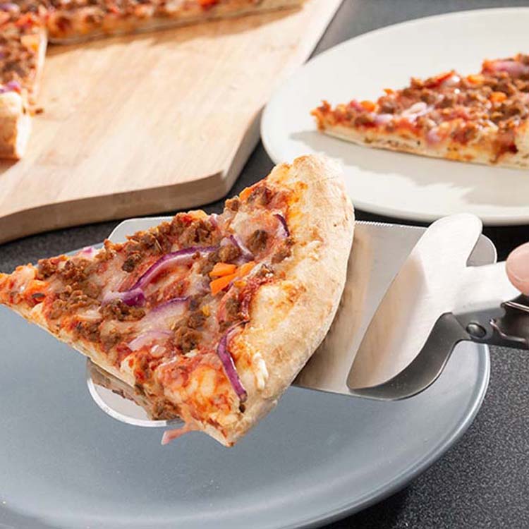 Couteau à pizza et spatule en métal et bois