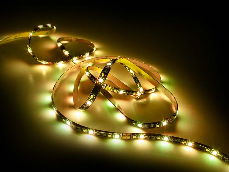 Bande led 15W 3000K RGBW 5m 950 lumen IP44