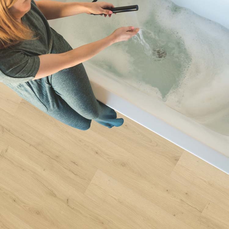 Vinyl Quick-Step Alpha Bloom Geborstelde beige eik 6 mm