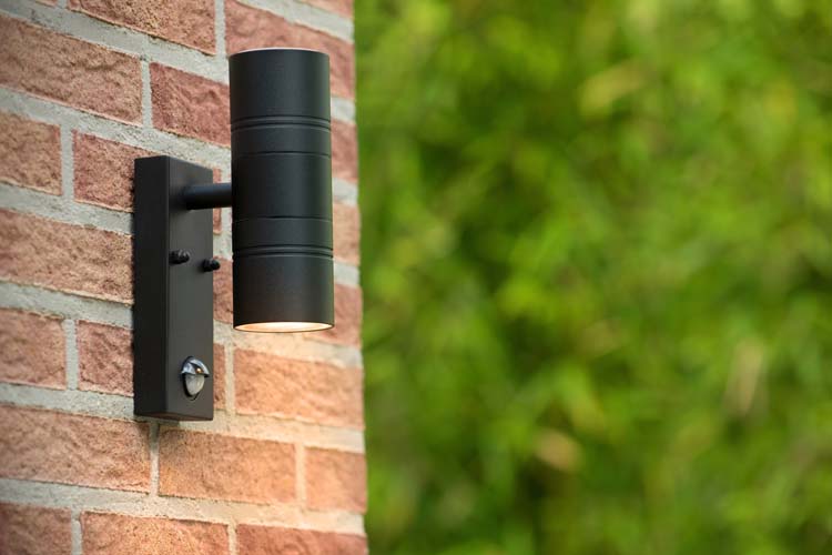 Wandspot buiten - zwart - Ø6,3cm - LED - 2x5W - 2700K - IP44 - sensor