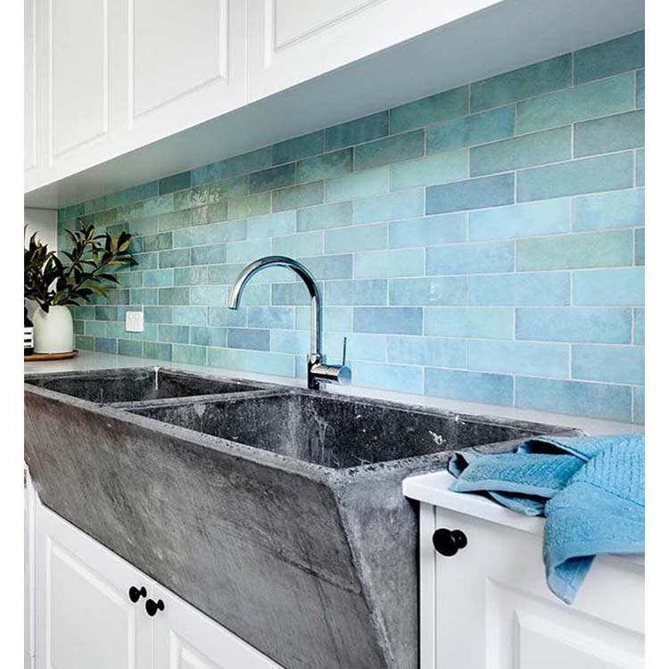 Carrelage mural Alisa bleu aqua brillant 6.5x20cm