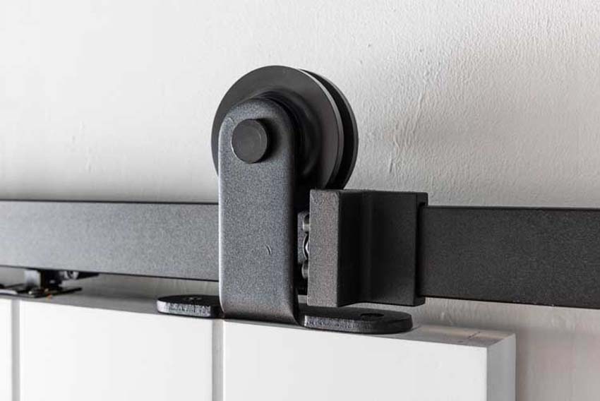 Porte coulissante simple à peindre complète Titus 93x211,5cm + rail noir antique