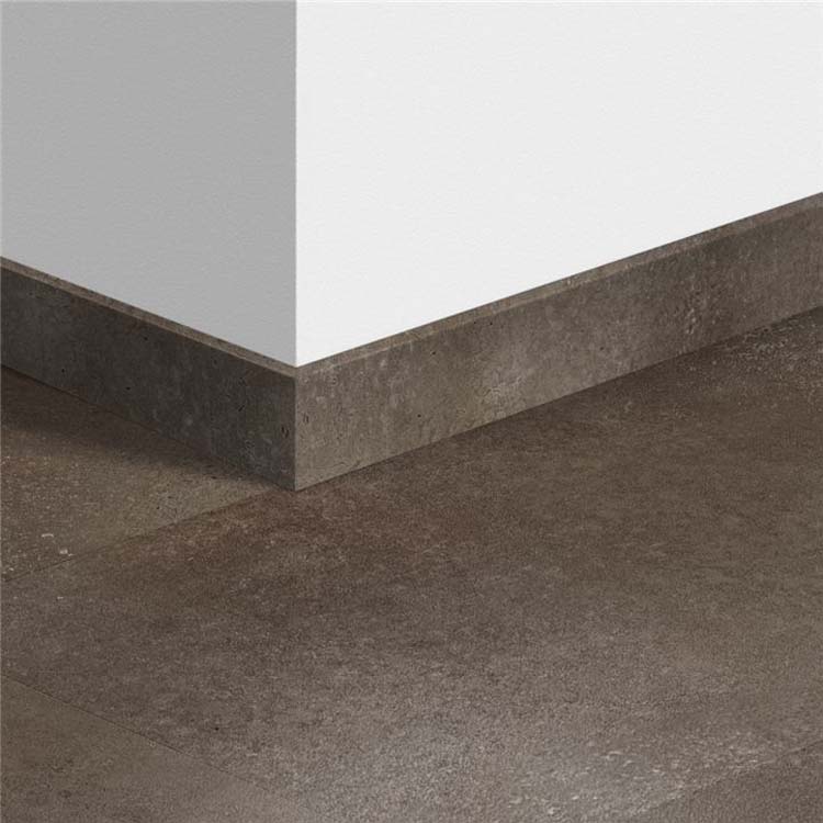 Standaardplint Quick-Step Geoxideerde rots 58 x 12 x 2400 mm