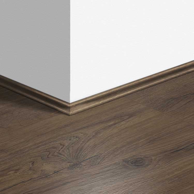 Moulure Quick-Step 17 x 17 x 2400 mm Chêne classique brun